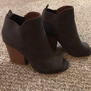 NWT Gray Vici Booties